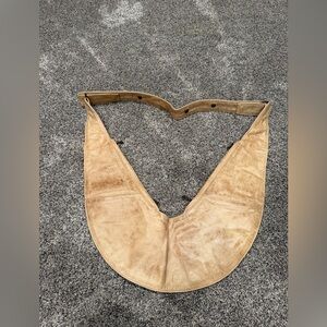 Sash tan leather bag EUC